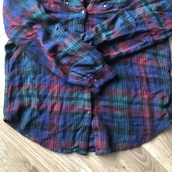 3/30$ Dynamite long sleeve XS - Picture 3 of 6